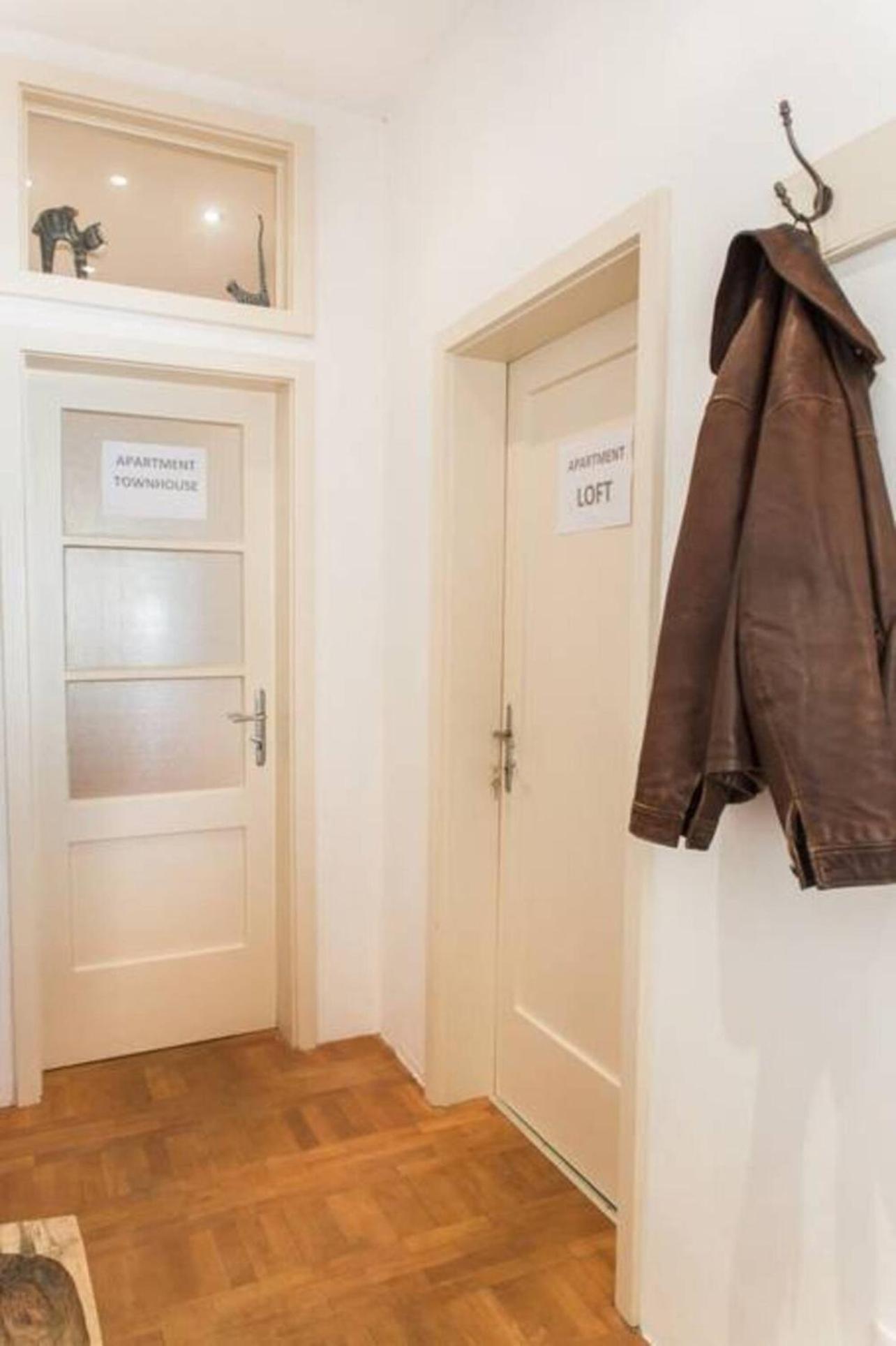 Tolmin Center Apartments Townhouse & Loft Extérieur photo