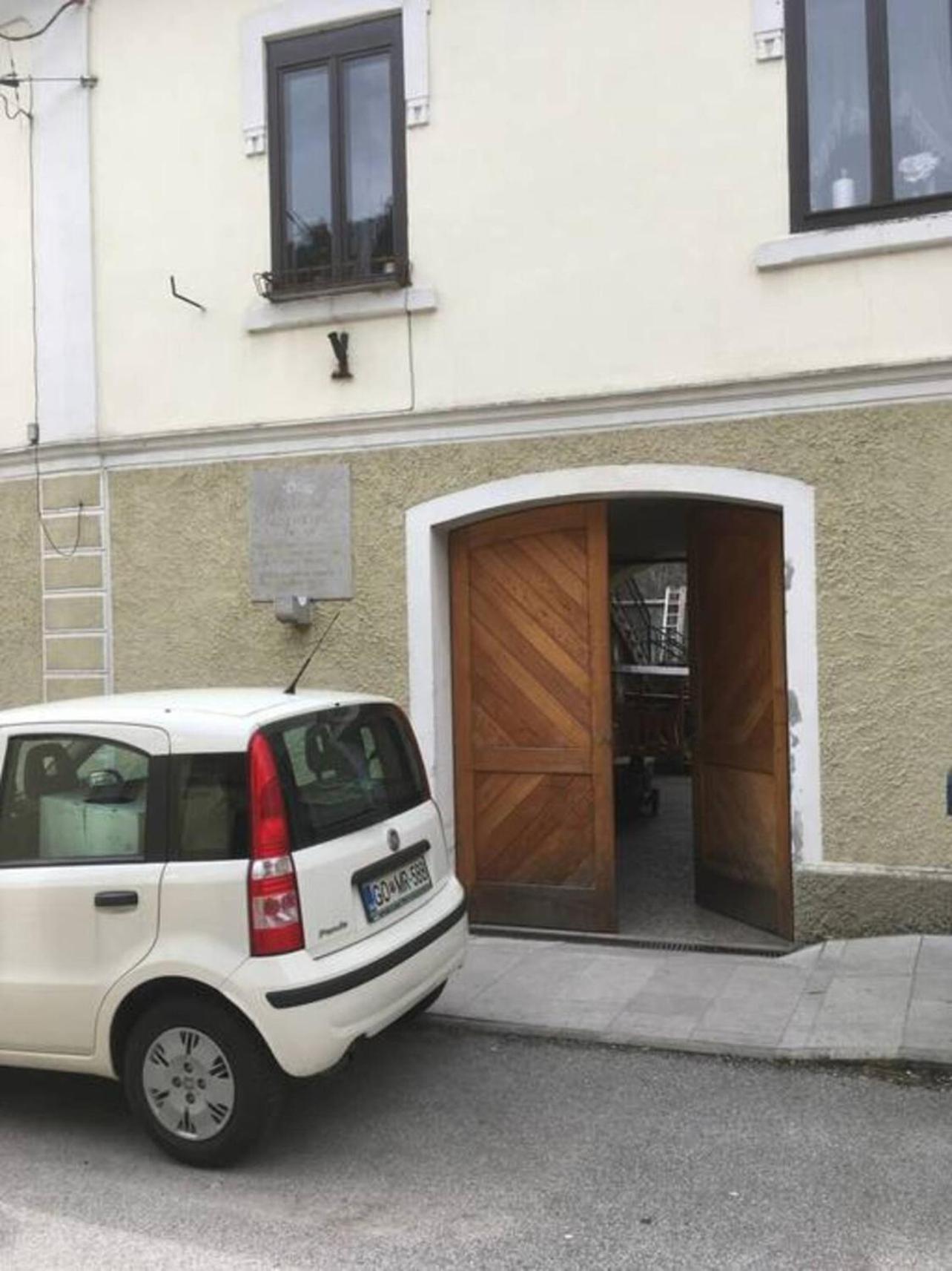 Tolmin Center Apartments Townhouse & Loft Extérieur photo